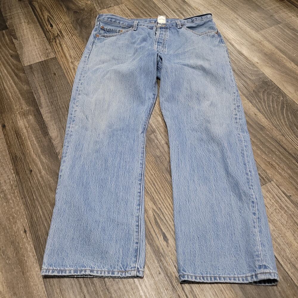 Vintage Levis 501 Jeans Mens 38x30 Denim Light Wash Boot Cut Button Fly